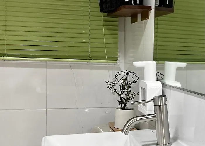 Seoul, Goody Station 8 Minutes Walk, Airport Bus 5 Minutes Walk, Subway Line 2, Transportation Convenience, Location, Guro Digital Complex Hana Villa *