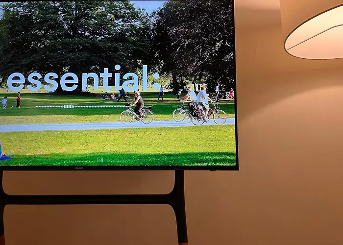 Villa Seoul, Goody Station 8 Minutes Walk, Airport Bus 5 Minutes Walk, Subway Line 2, Transportation Convenience, Location, Guro Digital Complex Hana Seoul